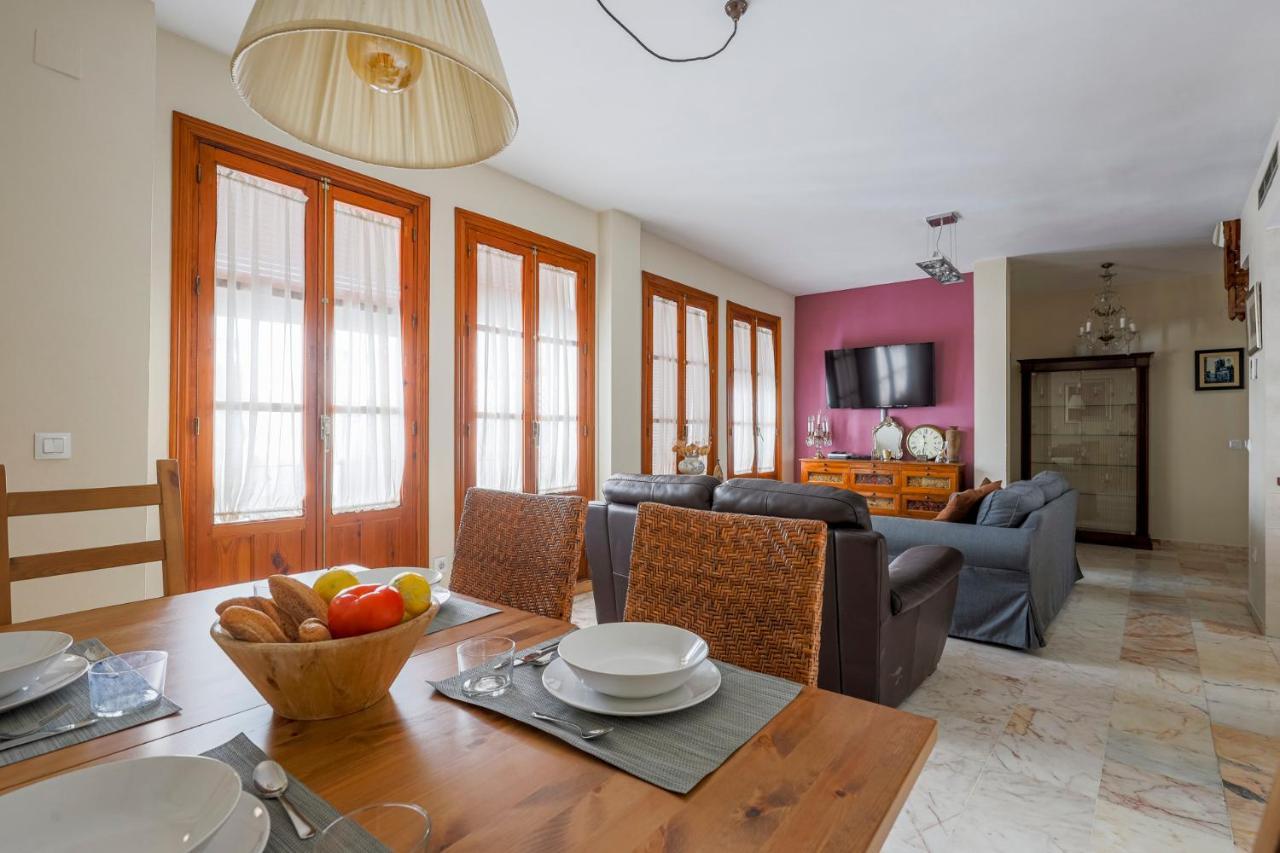 Fantastico Duplex 2 Terrazas 3 Habitaciones 2 Banos Seville Luaran gambar