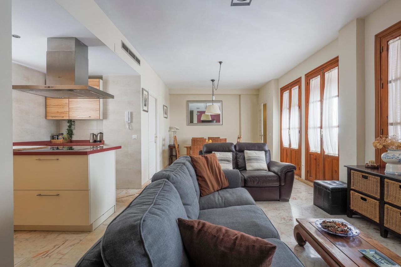 Fantastico Duplex 2 Terrazas 3 Habitaciones 2 Banos Seville Luaran gambar