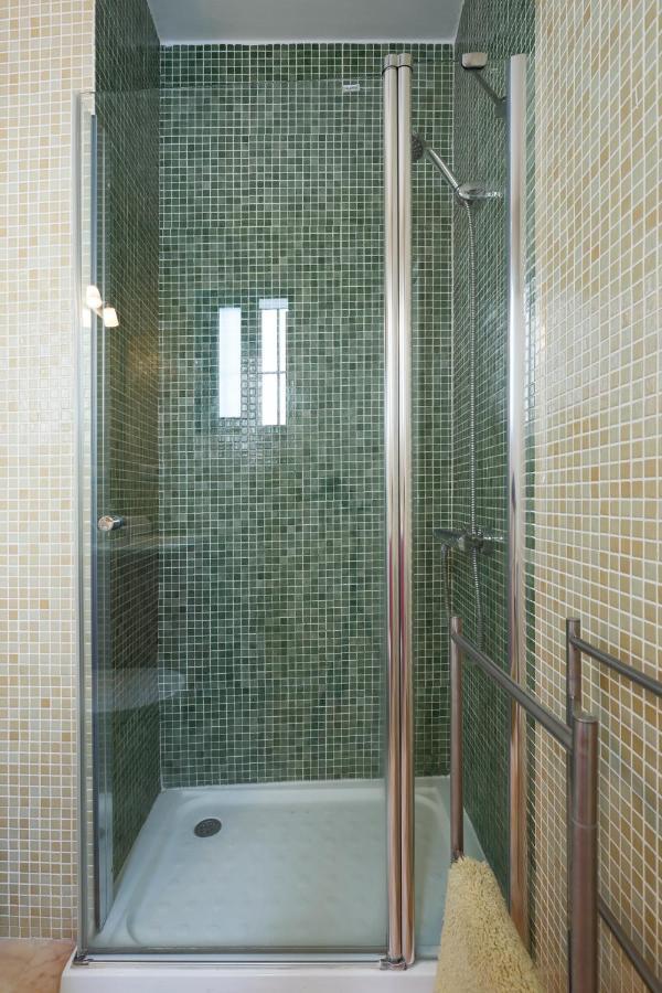 Fantastico Duplex 2 Terrazas 3 Habitaciones 2 Banos Seville Luaran gambar